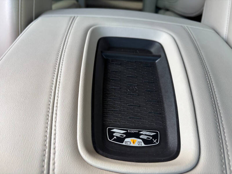 2017 Cadillac Escalade Premium Luxury