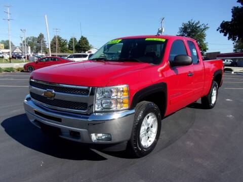 2013 Chevrolet Silverado 1500 for sale at Ideal Auto Sales, Inc. in Waukesha WI