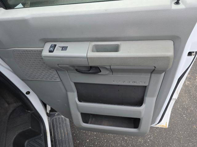 2013 Ford E-Series E-250