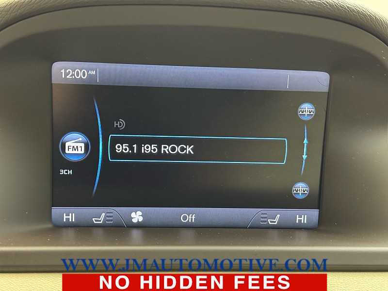 2012 Volvo XC70 T6 Platinum