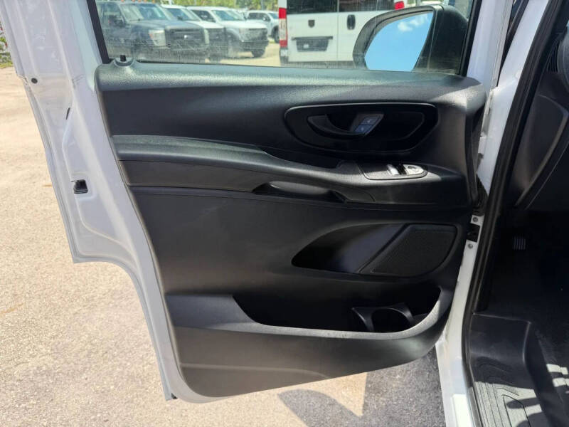 2020 Mercedes-Benz Metris