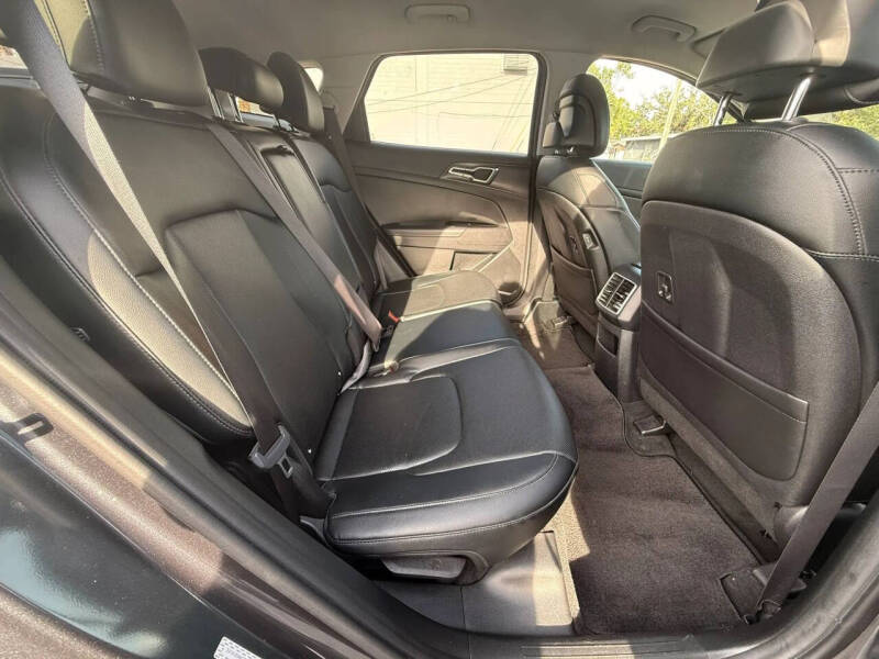 2023 Kia Sportage EX