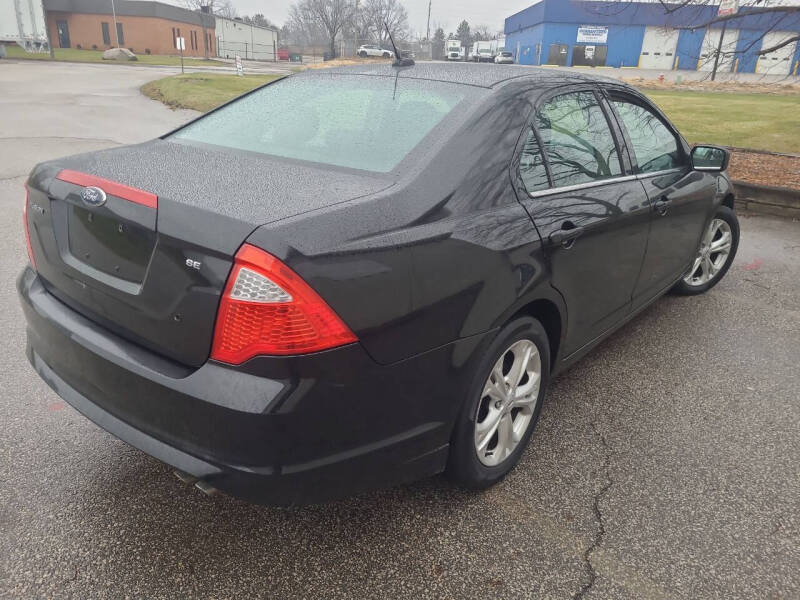 2012 Ford Fusion SE