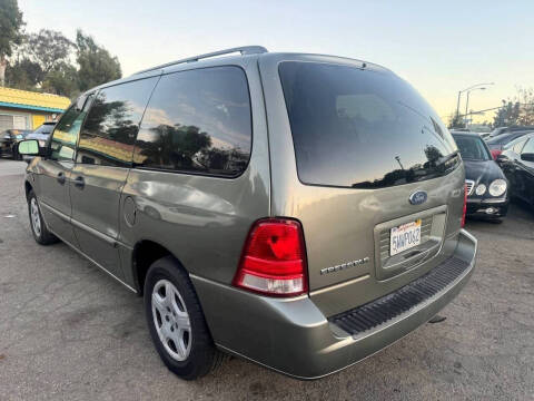 2005 Ford Freestar SE