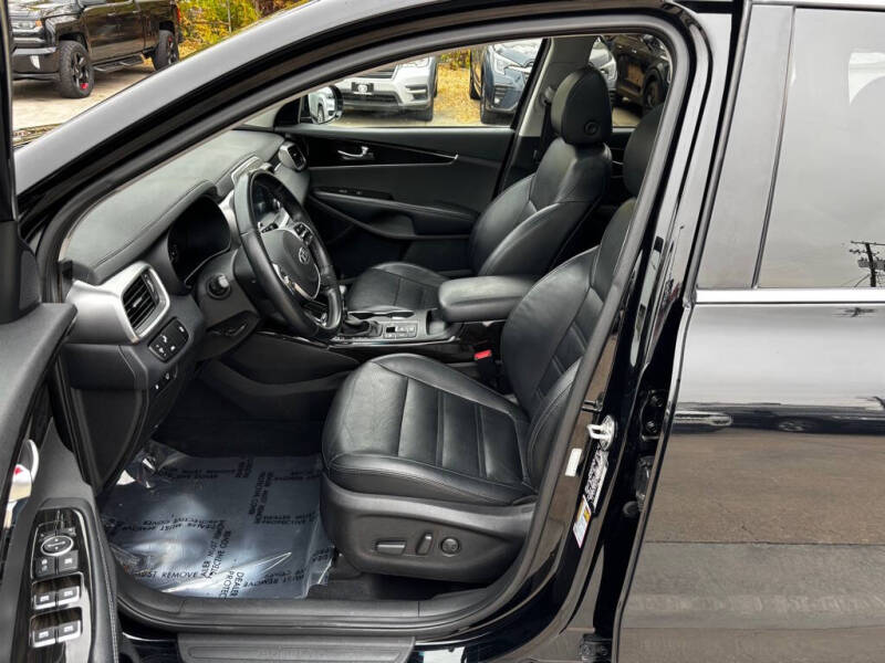 2020 Kia Sorento EX V6