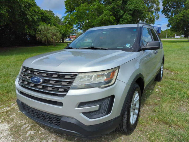 2016 Ford Explorer