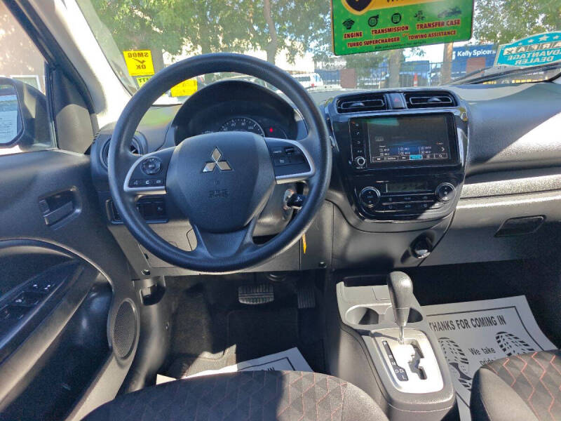 2024 Mitsubishi Mirage ES
