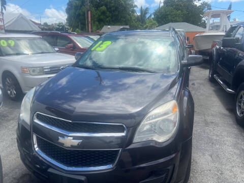 2013 Chevrolet Equinox for sale at Versalles Auto Sales in Hialeah FL