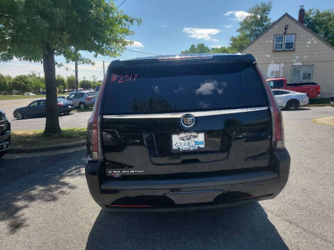 2015 Cadillac Escalade ESV Premium