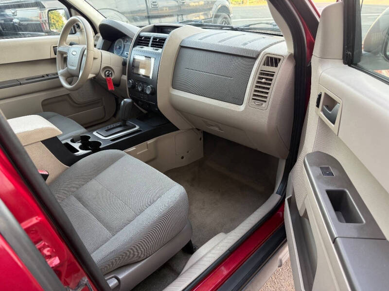 2009 Ford Escape XLS