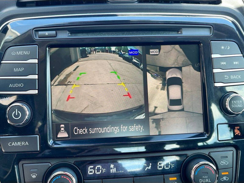 2022 Nissan Maxima 3.5 Platinum