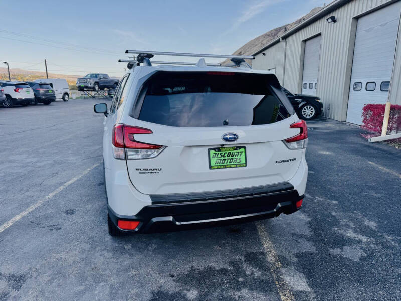 2020 Subaru Forester Premium