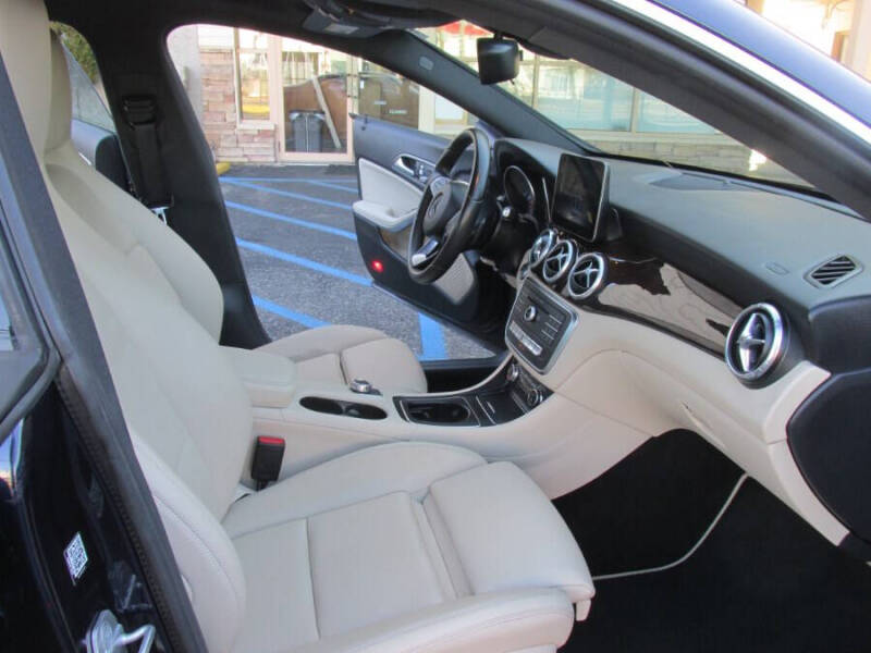 2017 Mercedes-Benz CLA CLA 250 4MATIC