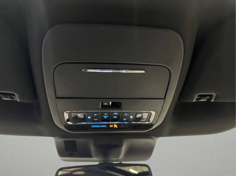 2023 Ford F-150 Lightning Platinum