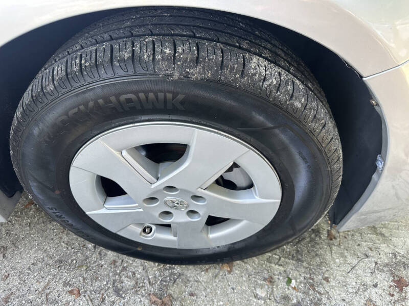 2011 Toyota Prius Two