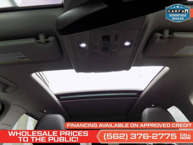 2024 Volkswagen Taos SEL 4Motion