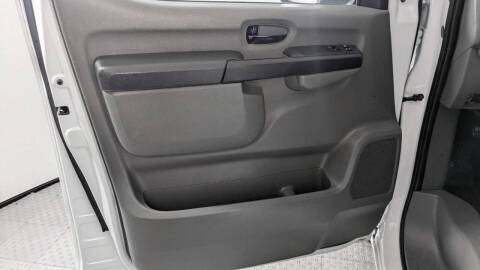 2018 Nissan NV 1500 SV