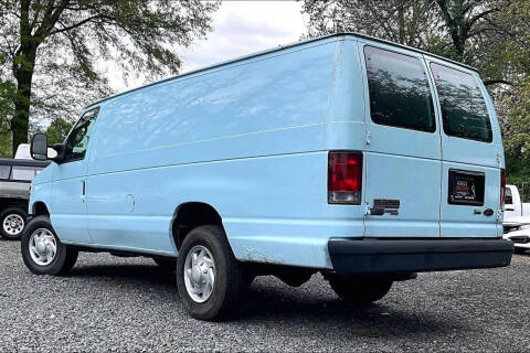 2013 Ford E-Series E-350 SD