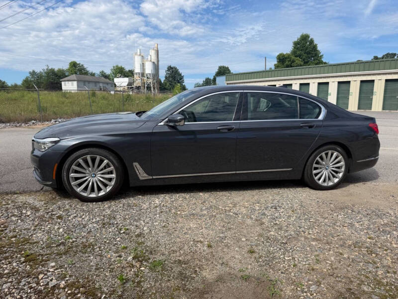 2017 BMW 7 Series 740i