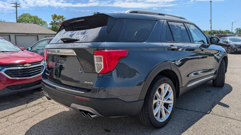 2022 Ford Explorer Platinum