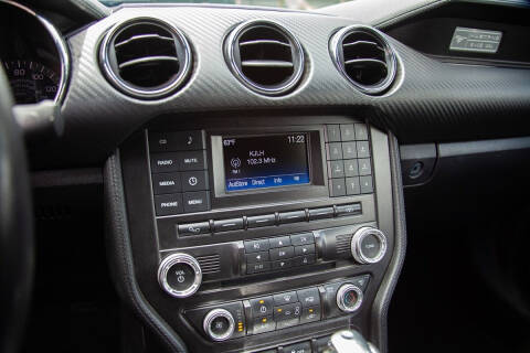 2016 Ford Mustang V6