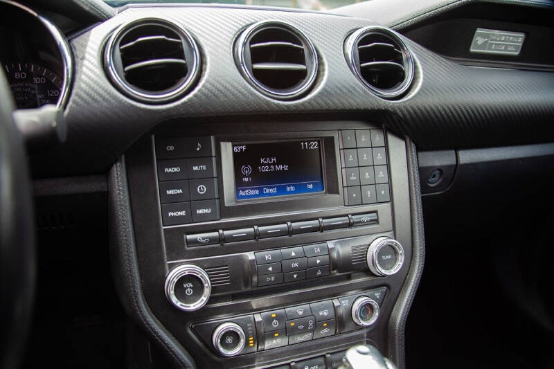 2016 Ford Mustang V6