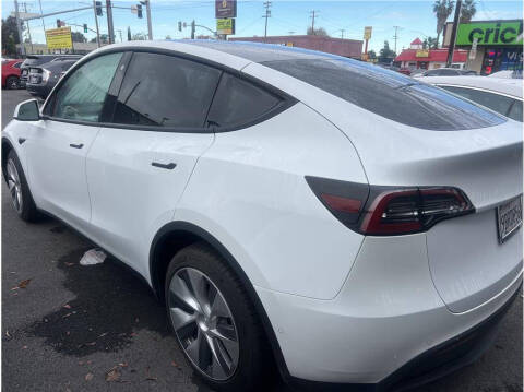 2022 Tesla Model Y Long Range