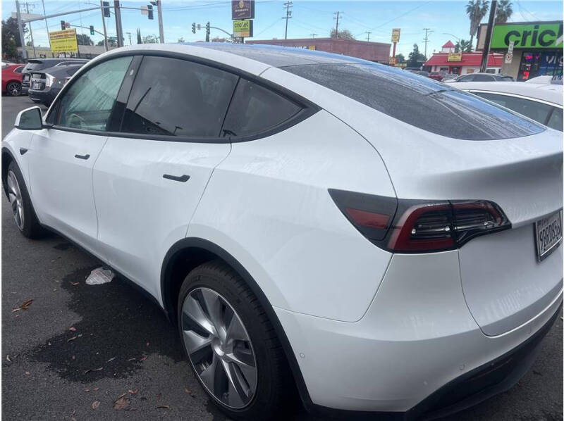 2022 Tesla Model Y Long Range