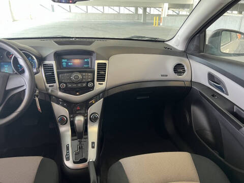 2012 Chevrolet Cruze LS