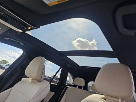 2024 Mercedes-Benz GLC GLC 300