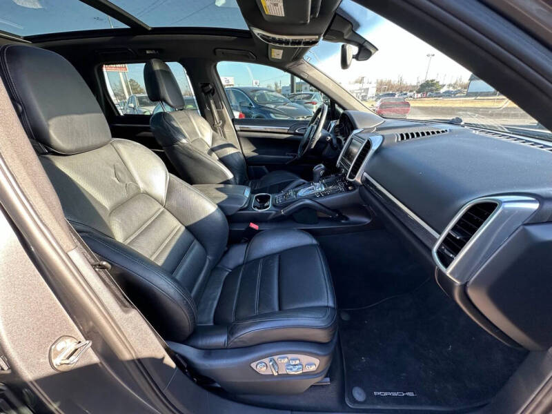 2011 Porsche Cayenne S