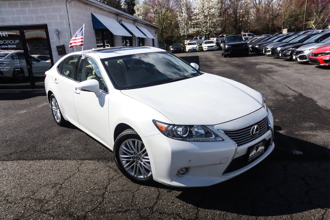 White 2014 Lexus ES 350 Base 4dr Sedan 2