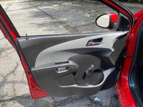 2012 Chevrolet Sonic LS