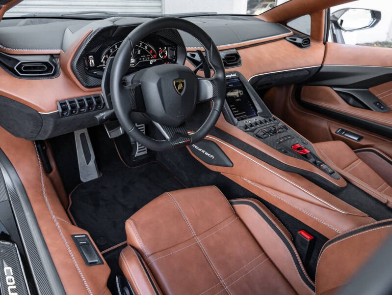 2022 Lamborghini Countach LPI 800-4