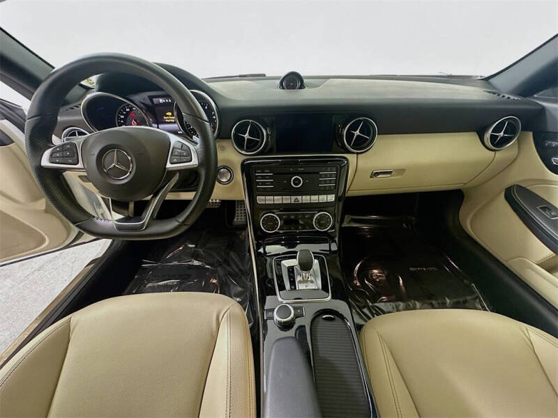 2020 Mercedes-Benz SLC SLC 300