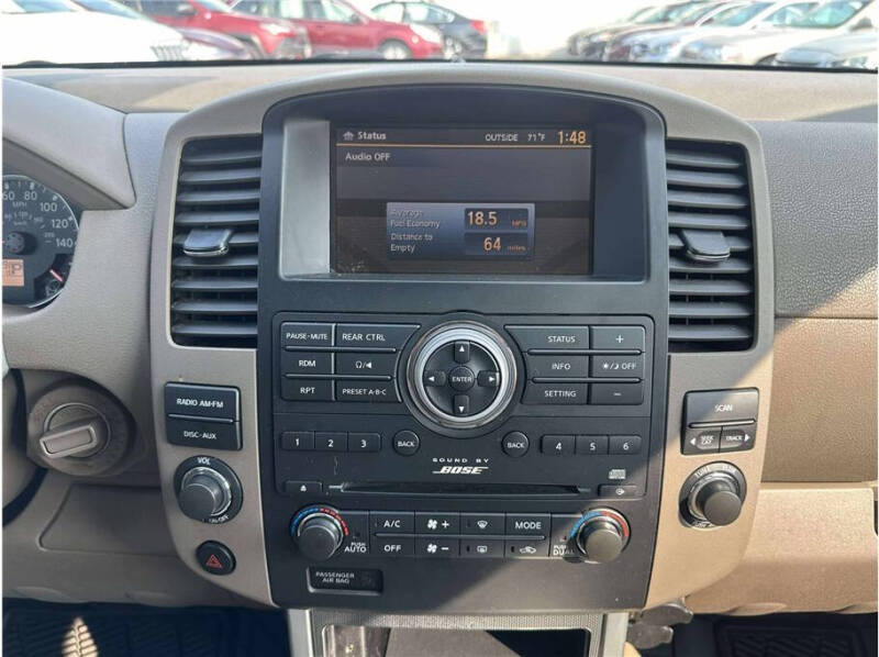 2011 Nissan Pathfinder Silver Edition