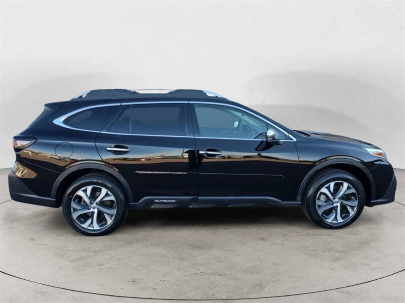 2022 Subaru Outback Touring XT