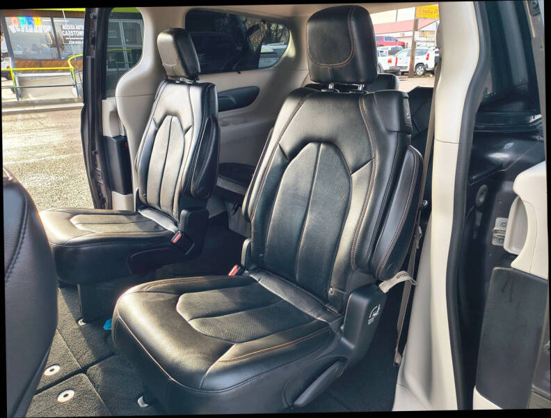 2018 Chrysler Pacifica Touring L