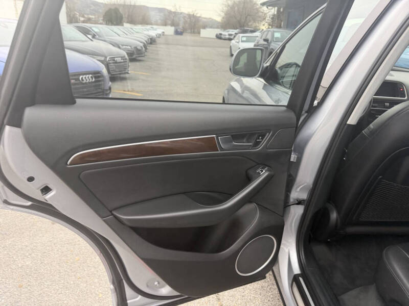 2016 Audi Q5 2.0T quattro Premium Plus