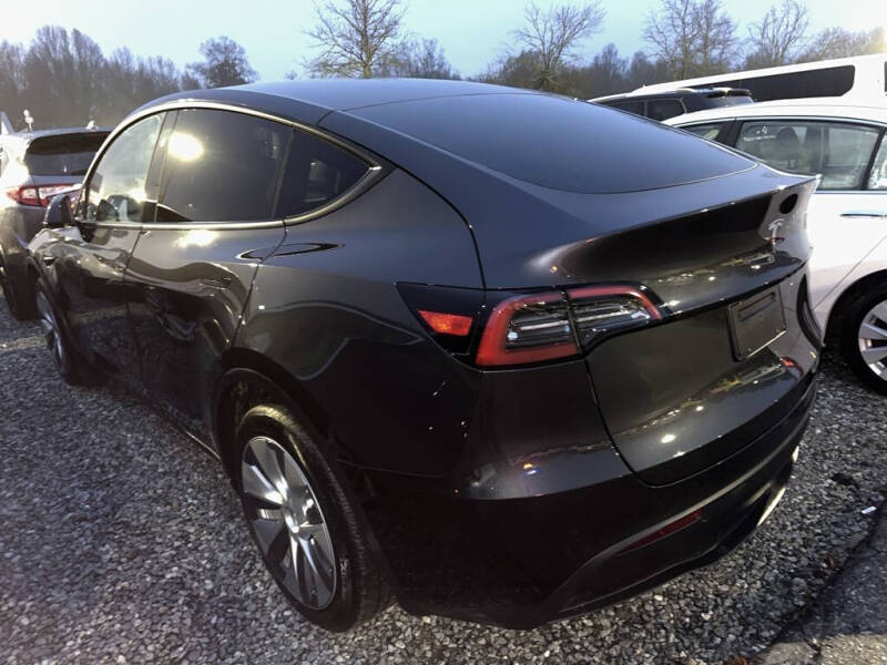 2024 Tesla Model Y Long Range