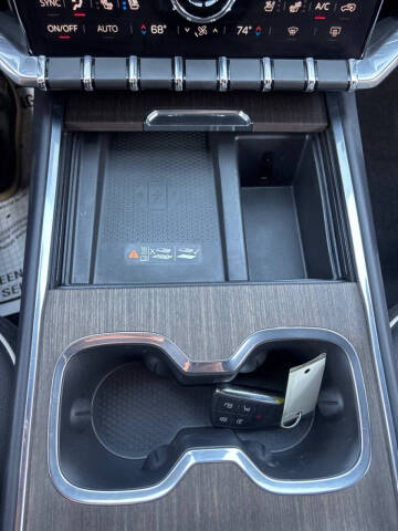 2025 GMC Acadia Denali