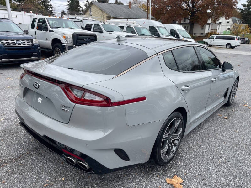 2019 Kia Stinger GT1