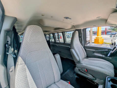 2016 Chevrolet Express LS 3500