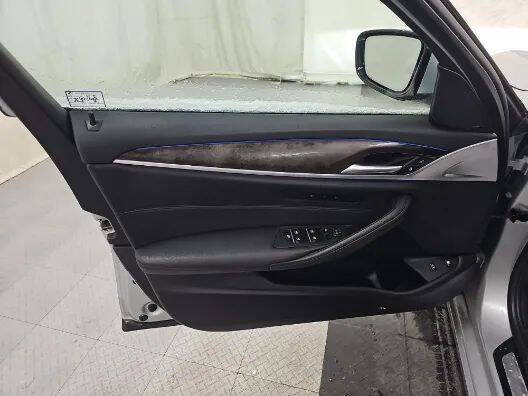 2018 BMW 5 Series 530e xDrive iPerformance