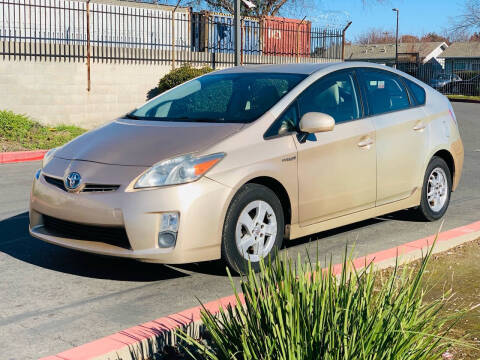 2011 Toyota Prius for sale at GALAXY AUTO DEALS INC in Sacramento CA