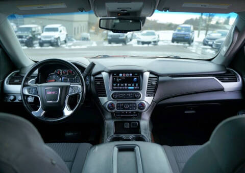 2017 GMC Yukon XL SLE