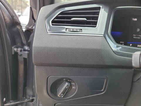 2022 Volkswagen Tiguan SE R-Line Black