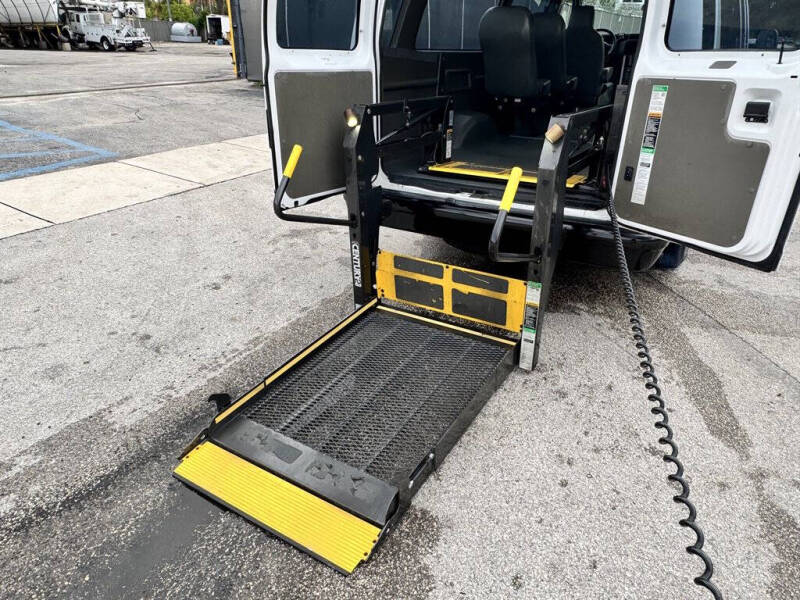 2013 Ford E-Series E-150