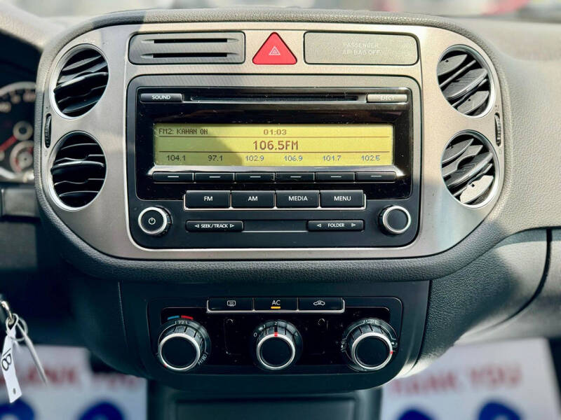 2011 Volkswagen Tiguan SE 4Motion