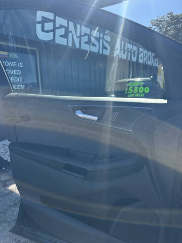 2022 Ford Edge SE